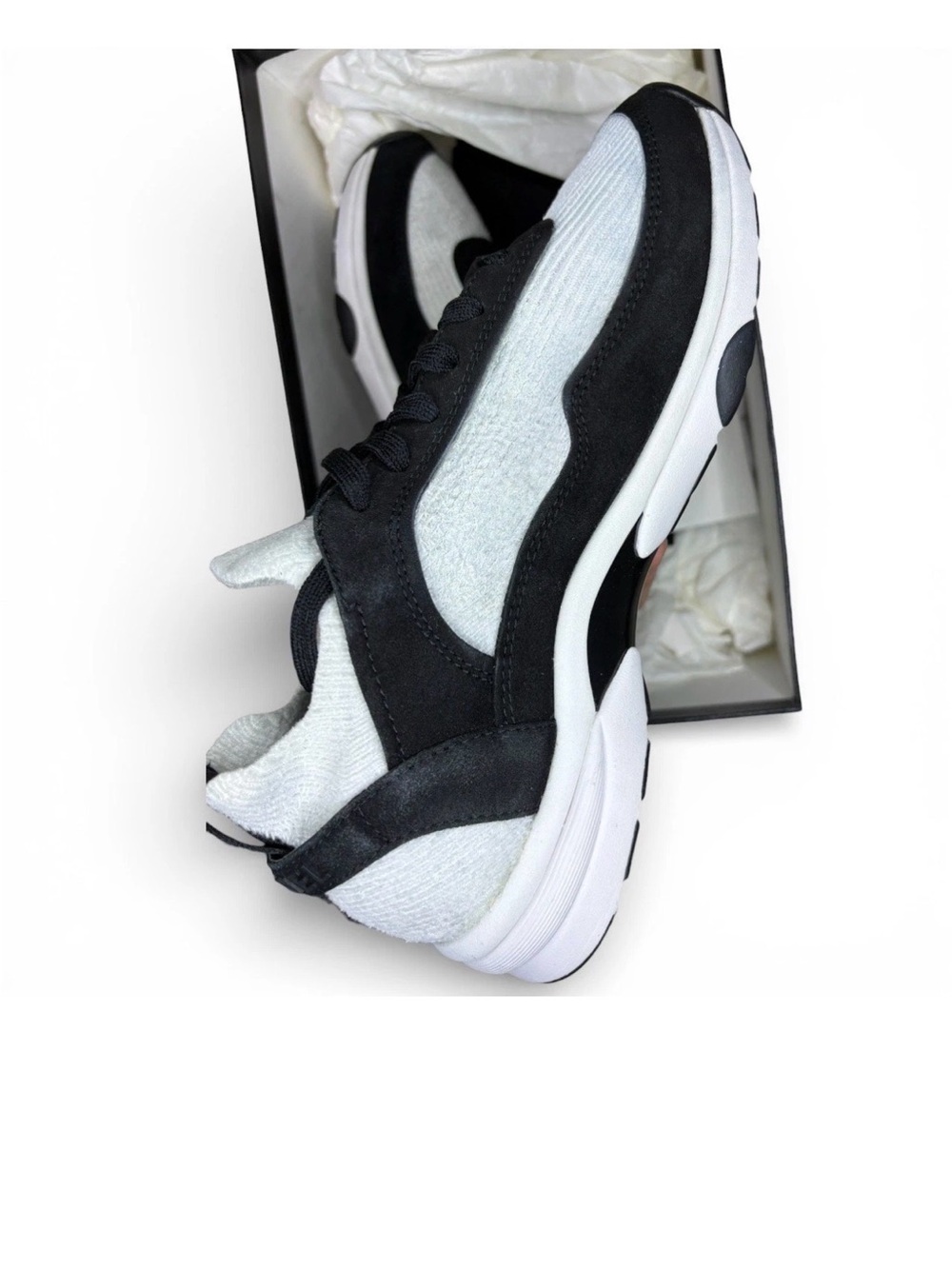 Chanel Sneakers 40 - Picture 3 of 7